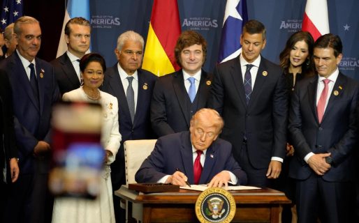 Milei fue recibido por Donald Trump en Miami y ya participa de la Cumbre “Escudos de las Américas”