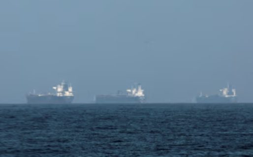 <strong>El precio del petróleo vuelve a tocar máximos desde el inicio del ataque a Irán: sube 7% en EEUU y arrastra a las bolsas</strong>