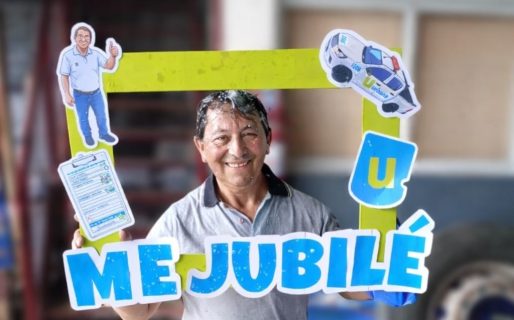 Emotiva despedida y reconocimiento en Urbana por la jubilación de un trabajador con 34 años de trayectoria