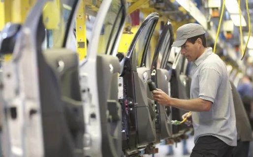 Alarma en la industria: inflación persistente, dólar atrasado y un llamado del Gobierno que preocupa