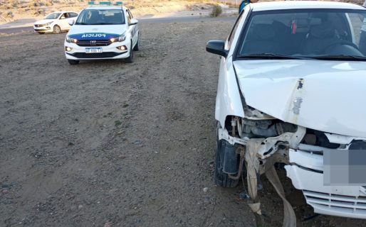 Conducía alcoholizado y chocó contra un señalizador de gas en Km 5