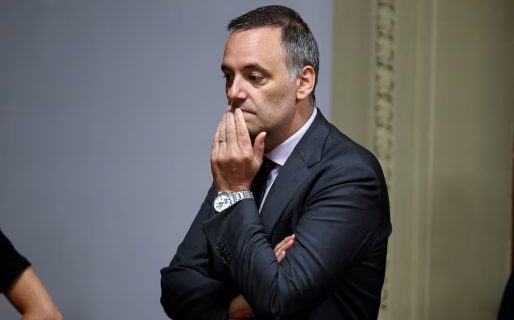 El Gobierno trata de no mostrar fisuras y se alinea detrás del discurso oficial en defensa de Manuel Adorni
