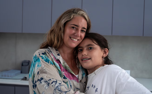 El sueño de una alumna de Bahía Blanca que se hizo realidad: logró que su maestra se convirtiera en su mamá