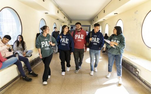 Crece la Comunidad de Becarios PAE: Nuevos graduados y convocatoria 2026 en marcha