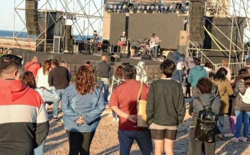 Emprendedores de Caleta Córdova igual venderán sus productos pese a la suspensión de la Fiesta del Pescador