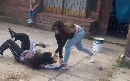 Patadas, trompadas y videos virales: Dos ataques brutales entre alumnos pusieron en alerta a la población