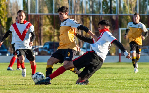 Sarmiento y Rada Tilly repartieron puntos