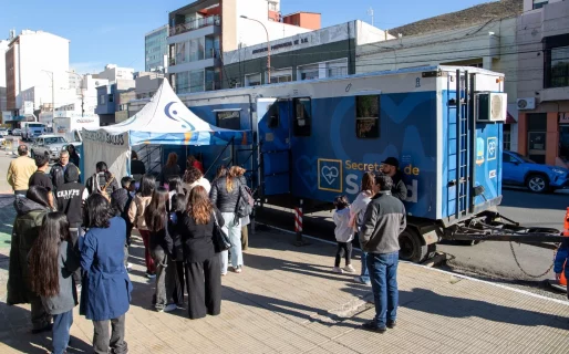 El Tráiler de Salud anunció los servicios y horarios de atención para esta semana