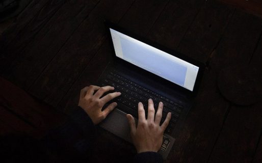 Perfiles truchos: firme condena contra Facebook por hostigamiento digital y desobediencia judicial