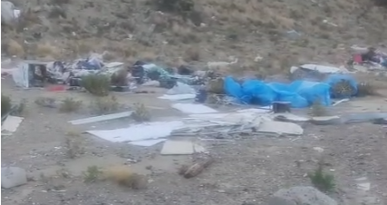 Denuncian un basural clandestino en el cerro de Km 4