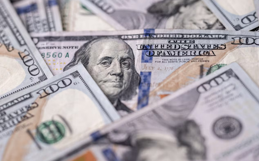 El dólar oficial registró su mayor suba semanal en más de un mes
