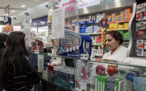 <strong>El gremio de los farmacéuticos cerró un acuerdo paritario y el sueldo básico superará $3,6 millones en junio</strong>