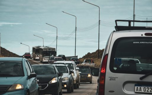 Viernes complicado para los conductores: Reportan cortes en el Camino del Centenario y fallas en semáforos