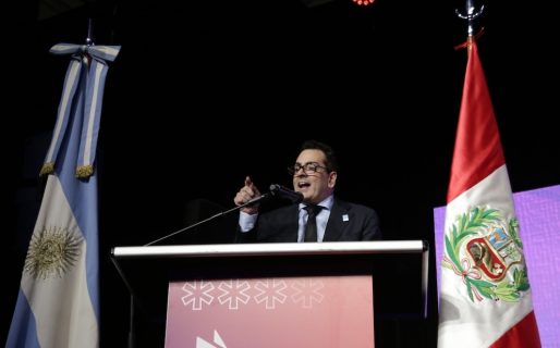 Abuchearon al secretario de Cultura en la Feria del Libro y el funcionario contestó: “¿Quién arregló lo de YPF, ustedes o Milei?”