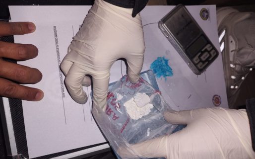 Lo detuvieron en un control y encontraron cocaína en una jabonera