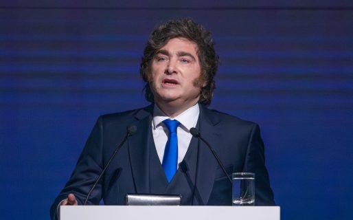 Milei no se moverá de la ortodoxia y pide paciencia hasta que la inflación se desplome