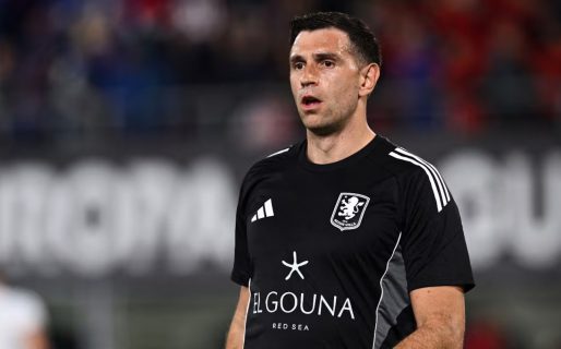 Dibu Martínez se lesionó en la entrada en calor del partido de Aston Villa contra Nottingham Forest