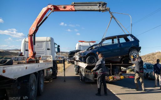 El Municipio continúa el operativo conjunto de remoción de vehículos secuestrados en Ruta 3 y 26