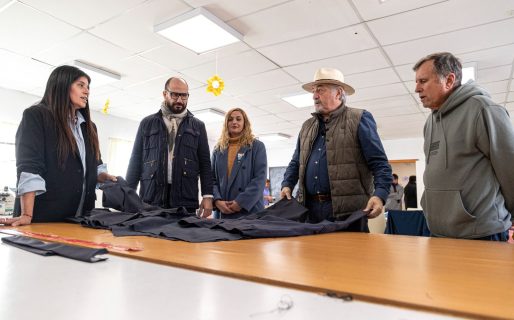 Othar visitó el Centro de Promoción Laboral municipal dedicado a la confección de indumentaria