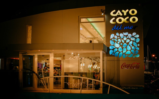 Vuelve a abrir un reconocido bar y restaurante comodorense en una ubicación única frente al mar