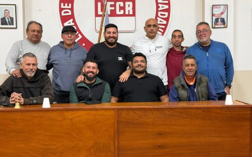 Hubo reunión y acuerdo en la Liga de Fútbol entre periodistas y el Club Camioneros