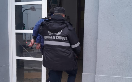 Un hombre robó un candado y la policía lo atrapó a las pocas cuadras