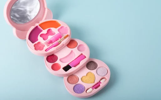 La ANMAT prohibió cosméticos infantiles: cuáles son las marcas afectadas y por qué representan un riesgo
