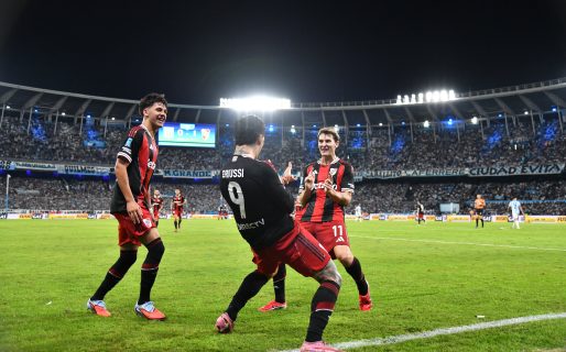 River ganó bien el clásico contra Racing y sigue encendido
