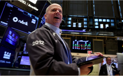 El riesgo país vuelve a superar los 500 puntos: qué pasa con el dólar y las acciones