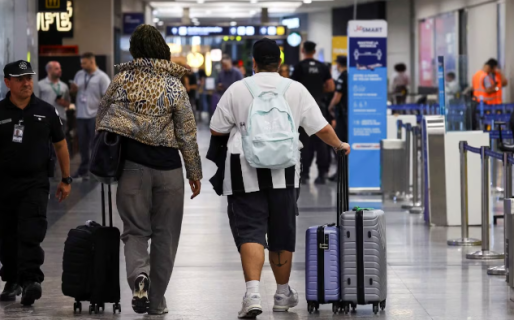 Turismo internacional: en abril cayó 13,2% la cantidad de argentinos que viajaron al exterior