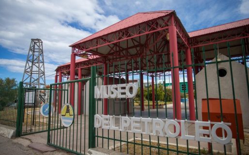 El Museo del Petróleo organiza un recorrido artístico gratuito