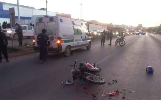 Un motociclista resultó herido tras un choque frente a Maxiconsumo
