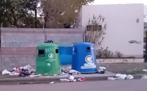 Vecinos denuncian acumulación de basura en Jorge Newbery y Pastor Schneider