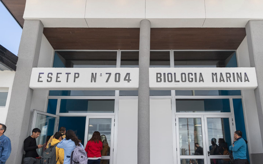 El colegio Biología Marina prepara un matebingo solidario para acondicionar sus aulas