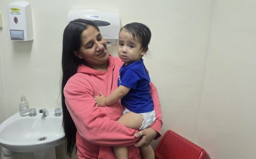 La mamá de Naythan agradeció la “atención y predisposición” del equipo de coloproctologia del Hospital
