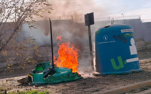 Vandalismo en el barrio Stella Maris: prendieron fuego un iglú de reciclaje