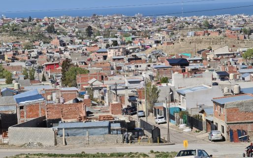 Violó la perimetral y lo encontraron durmiendo en la habitación de su ex pareja: Terminó detenido