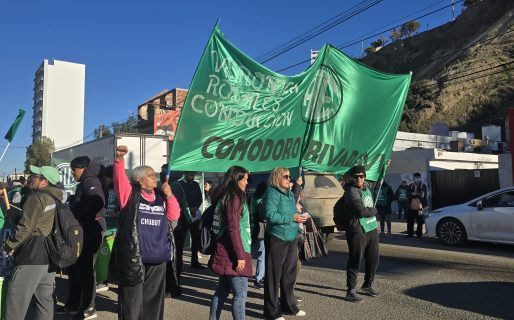 Paro de estatales: “Nos pagan salarios magros, todos estamos en la línea de indigencia”