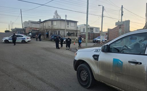 Viajaba en un auto de una app, chocaron y terminó con politraumatismos leves