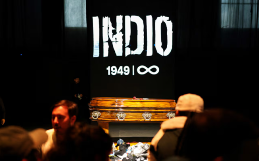 Velatorio del Indio Solari: se conoció la primera foto de la capilla ardiente en el polideportivo Gatica