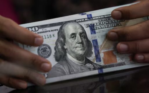 <strong>El dólar sigue subiendo, supera a la inflación del mes y se frena el proceso de apreciación cambiaria</strong>