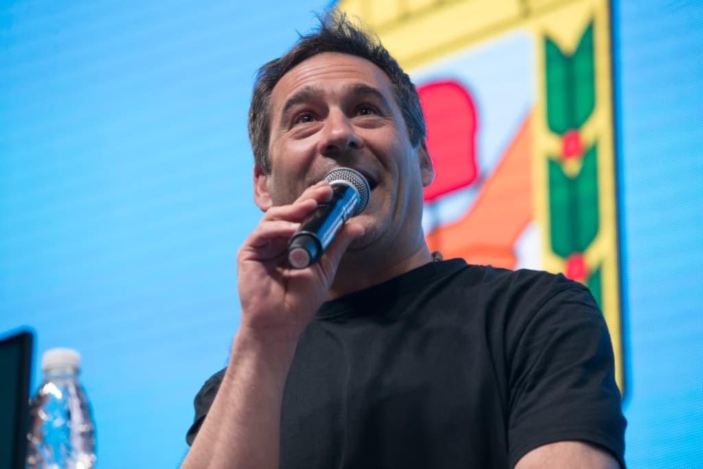 “Tengo intención de disputar la gobernación en el futuro”