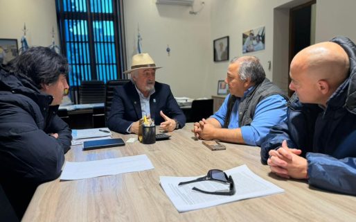 Othar firmó el contrato con MR para el nuevo servicio de transporte público urbano