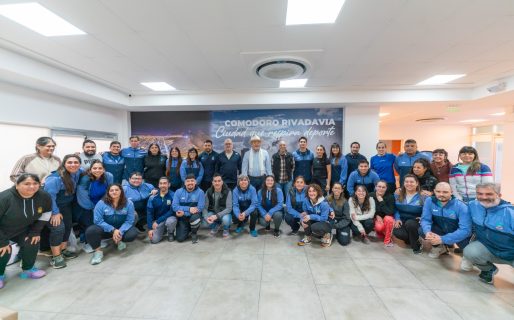 El intendente entregó equipamiento a las escuelas deportivas municipales