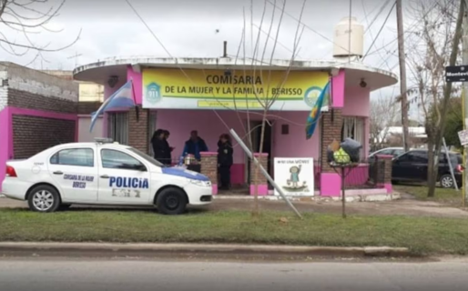 Una mujer denunció que su expareja abusó sexualmente de ella frente a su hija de tres años