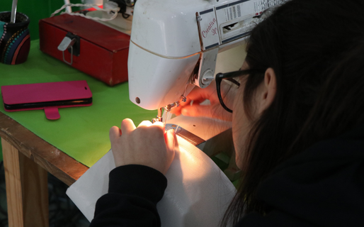 La Asociación Vecinal 9 de Julio ofrece un taller de corte y confección