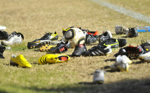 Una campaña solidaria busca mantener viva la ilusión de los pequeños futbolistas