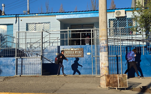 Evacuaron a los alumnos de la Escuela 197 tras la explosión de una caldera