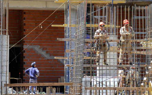El parate de la construcción: el ancla del plan económico que impide la reactivación sostenida
