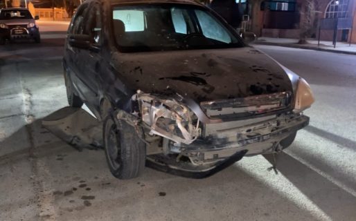 Choco un auto estacionado, intentó darse a la fuga y tenía 1,52 G/L de alcohol en sangre